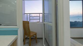 Handy Beachfront Apartment