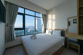 Handy Beachfront Apartment