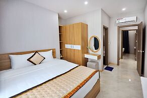 Handy Beachfront Apartment