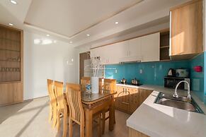 Handy Beachfront Apartment