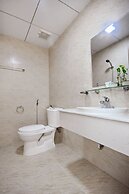 Handy Beachfront Apartment