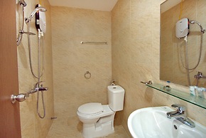 Handy Beachfront Apartment