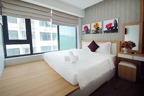 Handy Beachfront Apartment