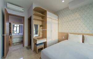 Handy Beachfront Apartment