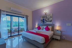 TreeHouse Blue Hotel & Villas