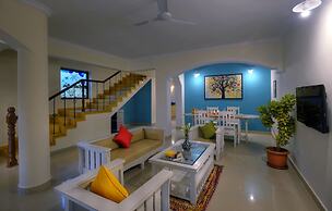 TreeHouse Blue Hotel & Villas