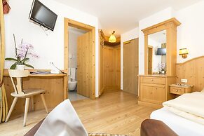 Hotel Alpenrose