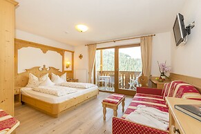 Hotel Alpenrose