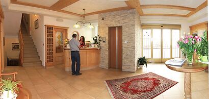 Hotel Alpenrose