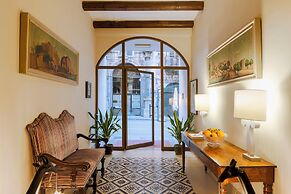 Palazzo Arone dei Baroni di Valentino
