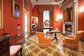 Palazzo Arone dei Baroni di Valentino