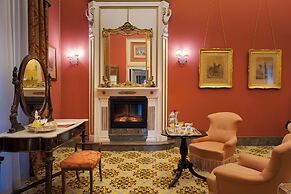 Palazzo Arone dei Baroni di Valentino