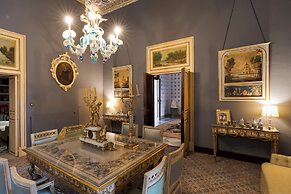 Palazzo Arone dei Baroni di Valentino