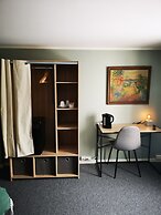 Henningsvær Guesthouse