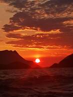 Henningsvær Guesthouse