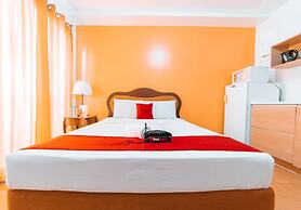 RedDoorz @ Bel Air Soho Suites Makati City