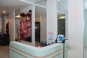 RedDoorz @ Bel Air Soho Suites Makati City