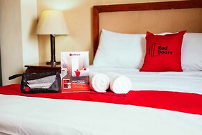 RedDoorz @ Bel Air Soho Suites Makati City