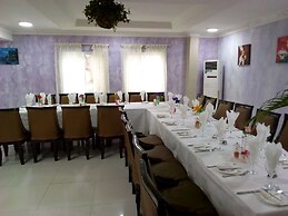 Grand Capital Hotel