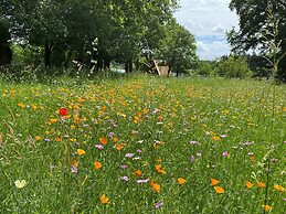 Domaine de La Briandais, a place of electromagnetic sobriety