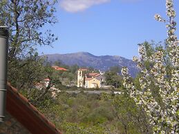 Arcadian Stone House For You