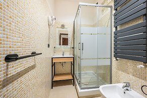 COLA di Rienzo suite
