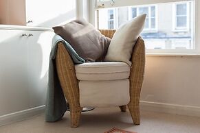 1 Bedroom Apartment in Notting Hill Accommodates 2