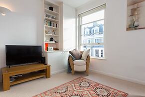 1 Bedroom Apartment in Notting Hill Accommodates 2