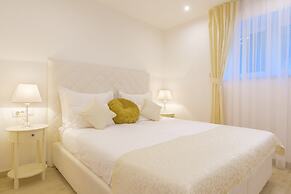 Best Location Apartments