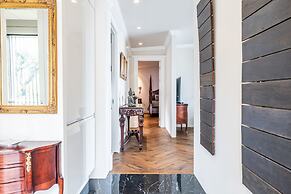 ICELAND SJF Villa , Hot tub & Outdoor Sauna Amazing Mountains View - 1