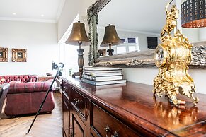 ICELAND SJF Villa , Hot tub & Outdoor Sauna Amazing Mountains View - 1