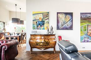 ICELAND SJF Villa , Hot tub & Outdoor Sauna Amazing Mountains View - 1