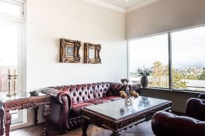 ICELAND SJF Villa , Hot tub & Outdoor Sauna Amazing Mountains View - 1