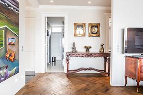 ICELAND SJF Villa , Hot tub & Outdoor Sauna Amazing Mountains View - 1