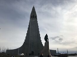 ICELAND SJF Villa , Hot tub & Outdoor Sauna Amazing Mountains View - 1