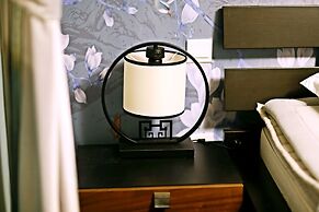 Beijing Sanlitun 2-Bedroom Spacious Apartment