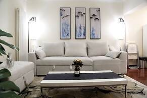 Beijing Sanlitun 2-Bedroom Spacious Apartment