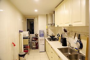 Beijing Sanlitun 2-Bedroom Spacious Apartment