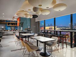 Holiday Inn Express Zhengzhou Zhengdong by IHG