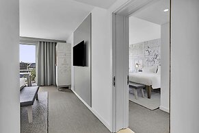 Radisson RED Glasgow