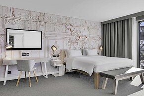 Radisson RED Glasgow