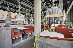 Radisson RED Glasgow