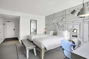 Radisson RED Glasgow