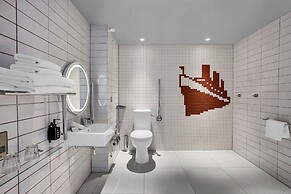 Radisson RED Glasgow