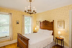 Ringling House Bed & Breakfast