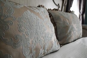 Ringling House Bed & Breakfast