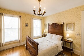 Ringling House Bed & Breakfast