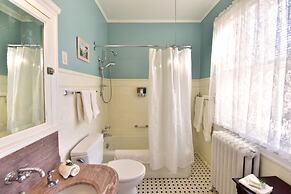 Ringling House Bed & Breakfast