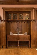 Ringling House Bed & Breakfast