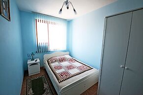 Guest House on Chernomorskaya Ulitsa